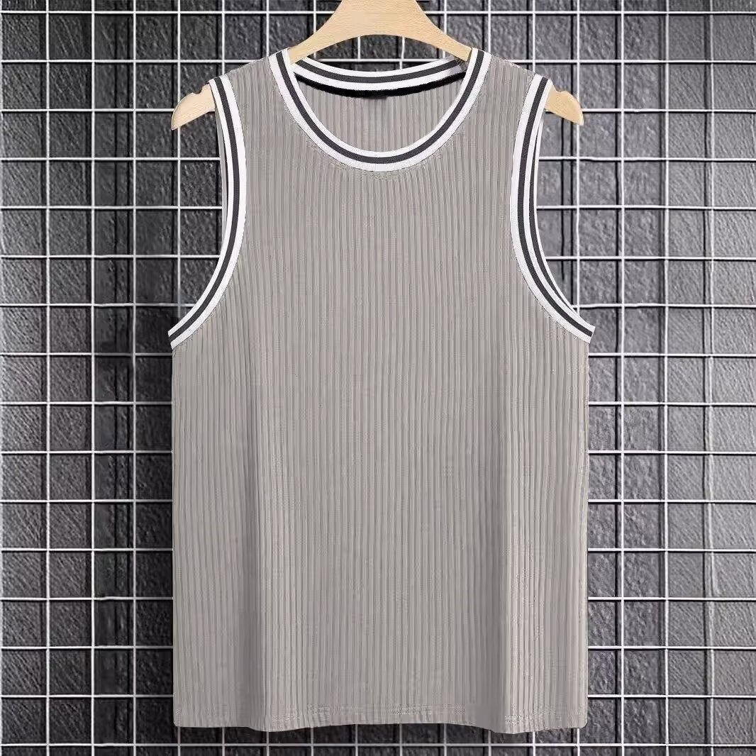 Sleeveless camisole summer men's T-shirt with a prominent basketball and fitness suit