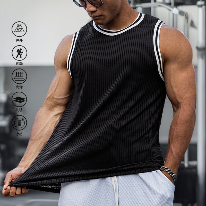 Sleeveless camisole summer men's T-shirt with a prominent basketball and fitness suit