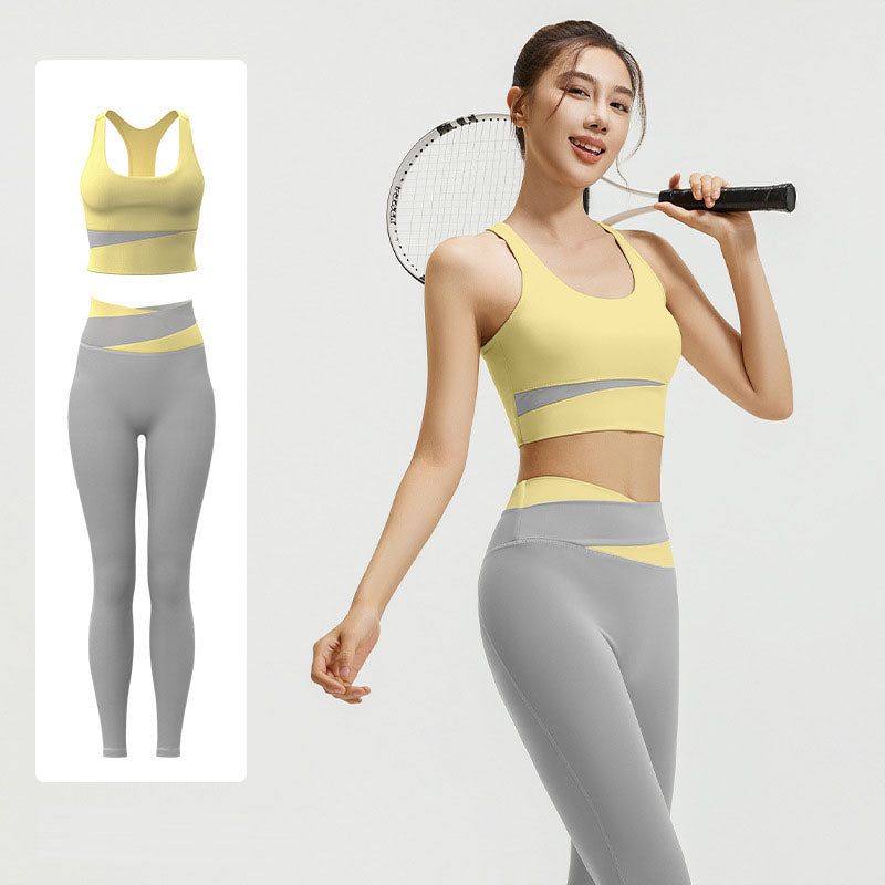 High waisted and abdominal yoga suit shockproof yoga fitness suit tight fitting and hip lifting naked yoga suit set